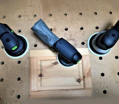 Epäkeskohiomakoneet eroavat toisistaan mm. hiomalautasen halkaisijan ja teho-painosuhteen osalta