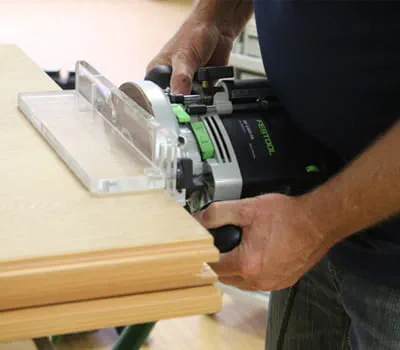 Jyrsintäsyvyyden säätämine haluttuun mittaan