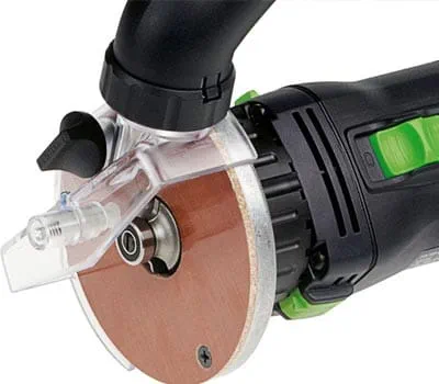 Halutun jyrsinterän asentaminen