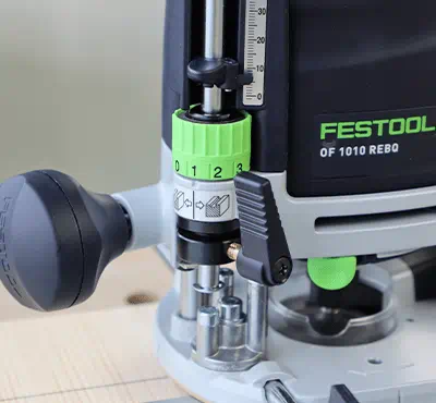 Jyrsintäsyvyyden säätäminen