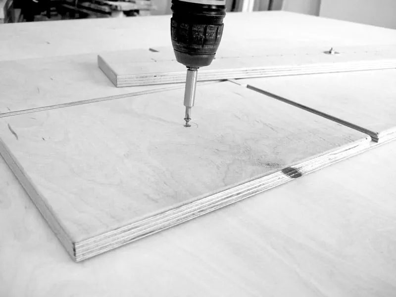 Soikioharpin kiinnittäminen