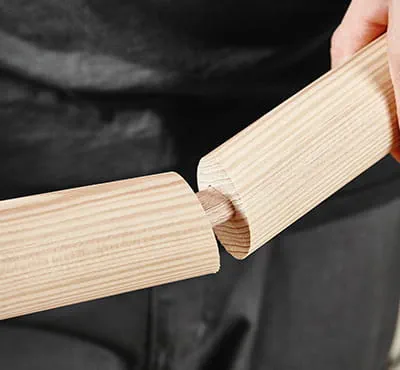 Kiertymätön liitos