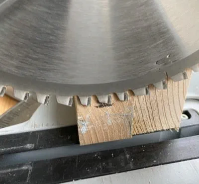 Katkaisusyvyyden rajoittimen säätäminen: 