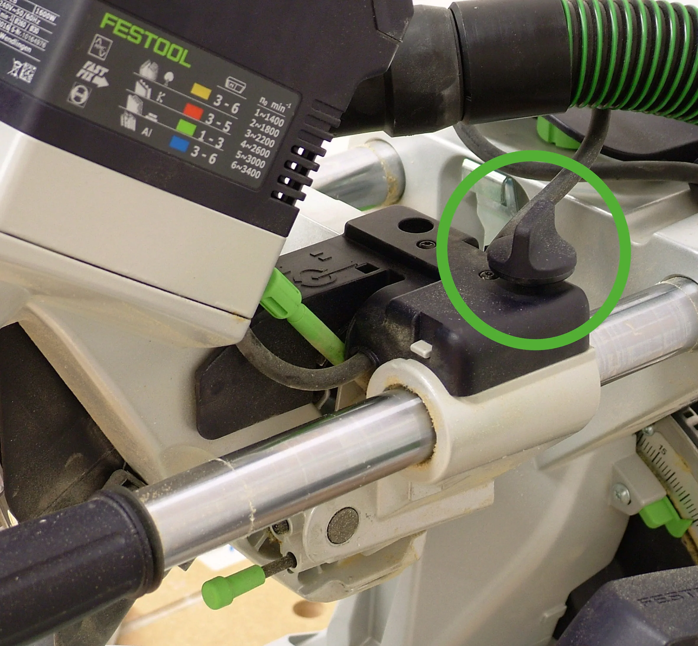 Vetosuunnan lukituksen avaaminen