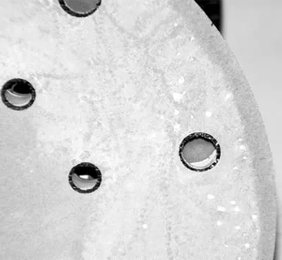 Hiomatarvikkeen tukkeutuminen