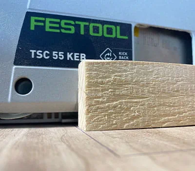 Puunpala apuvälineenä