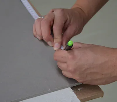 Merkitse mitta laattaa 