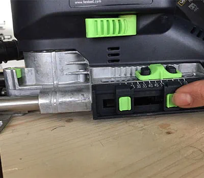 Jyrsinterän säätäminen