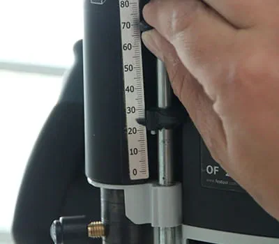 Jyrsintäsyvyyden säätäminen