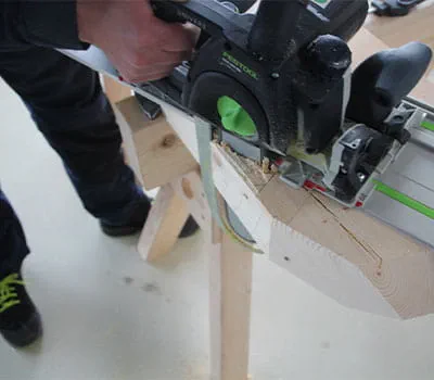 Taitepalkin loven leikkaaminen