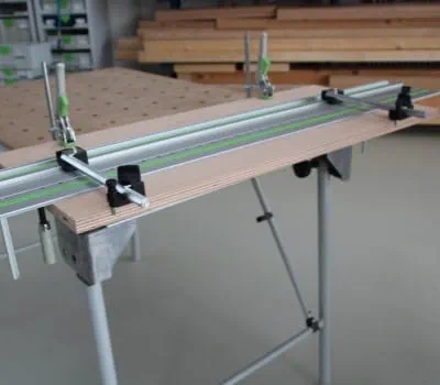 Etureikärivin asettelu