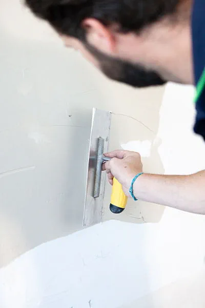 Pintojen työstö Festoolin kouluttajan neuvoilla