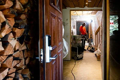 Työkohteen pölynpoisto Festool-järjestelmäimurilla